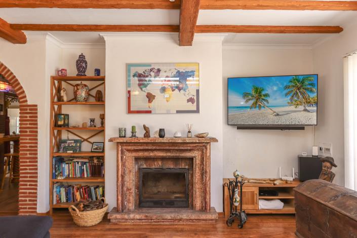 Image No.20-6 Bed Villa / Detached for sale