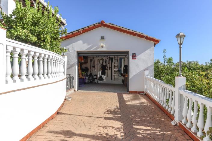 Image No.59-6 Bed Villa / Detached for sale