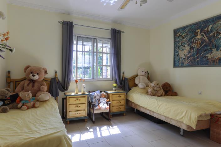 Image No.27-5 Bed Villa / Detached for sale