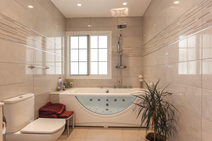 Image No.29-5 Bed Villa / Detached for sale