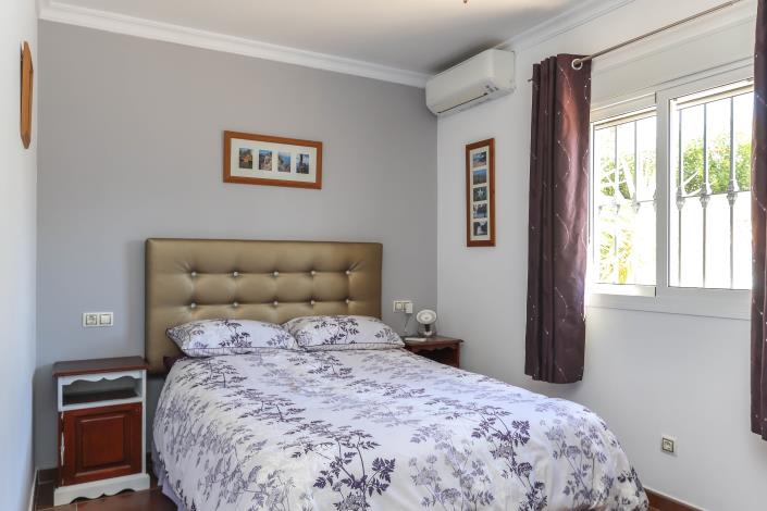 Image No.17-3 Bed Villa / Detached for sale