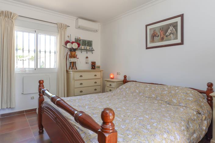 Image No.22-3 Bed Villa / Detached for sale