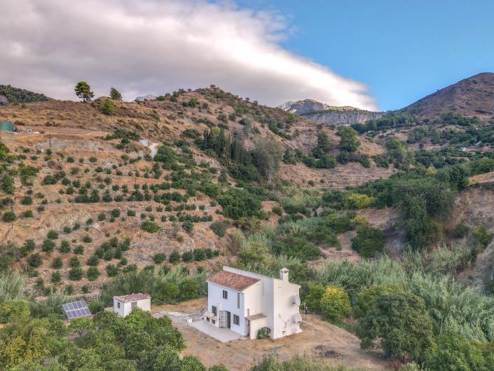 Image No.29-2 Bed Villa / Detached for sale