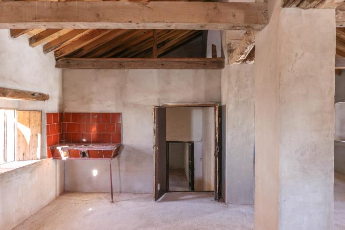 Image No.48-7 Bed Townhouse for sale