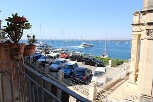 Image No.12-Propriété de 1 chambre à vendre à Siracusa