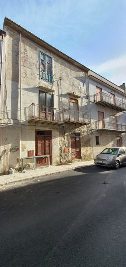 Image No.27-2 Bed House for sale