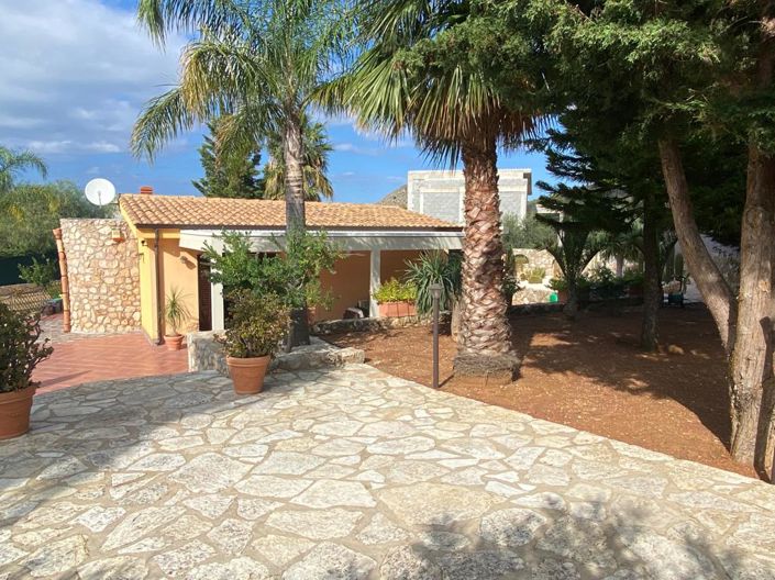 Image No.44-Villa de 3 chambres à vendre à Castellammare del Golfo