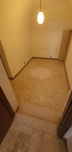 Image No.12-4 Bed House for sale