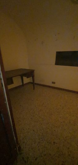 Image No.15-4 Bed House for sale