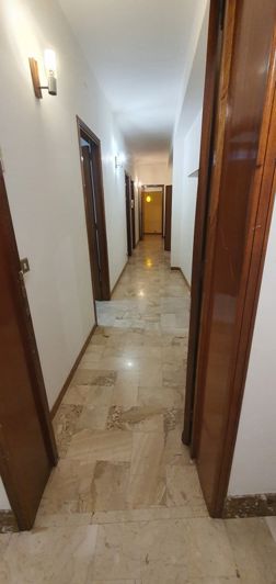 Image No.21-4 Bed House for sale