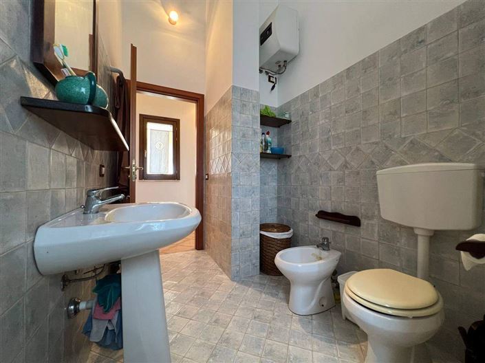 Image No.3-3 Bed Villa for sale