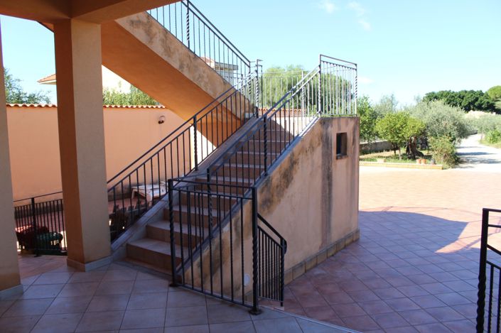 Image No.4-5 Bed Villa for sale