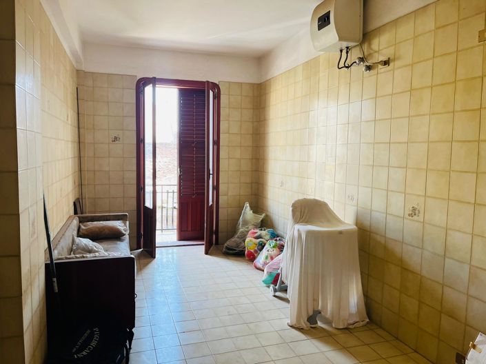 Image No.9-4 Bed Apartment for sale