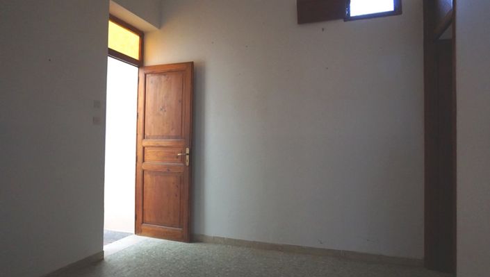 Image No.3-7 Bed Apartment for sale