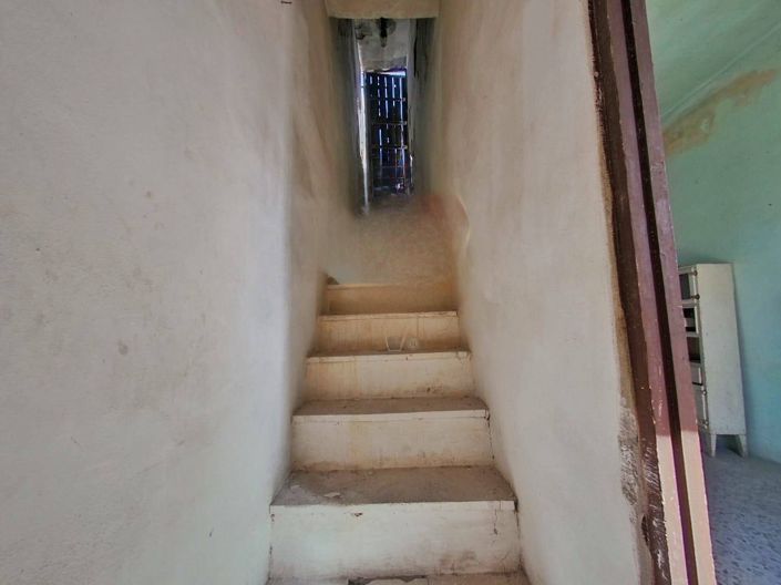 Image No.10-5 Bed House for sale