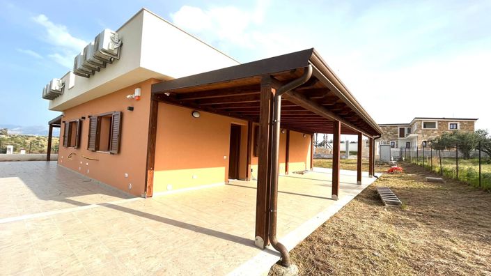 Image No.10-4 Bed Villa for sale