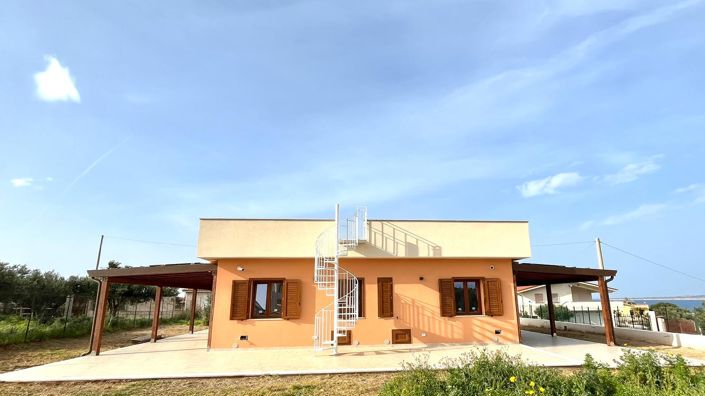 Image No.2-4 Bed Villa for sale