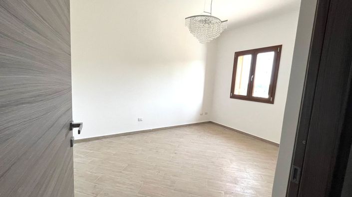 Image No.22-4 Bed Villa for sale