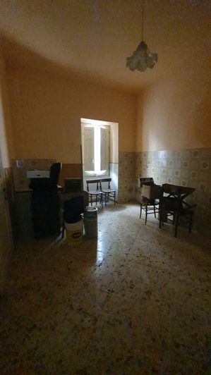 Image No.18-2 Bed House for sale