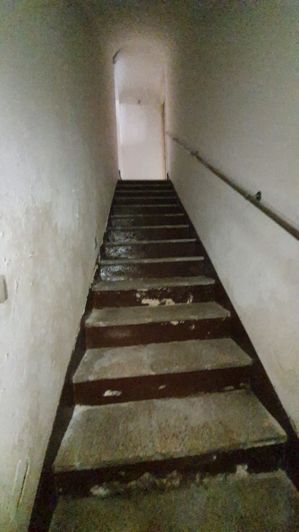 Image No.25-2 Bed House for sale