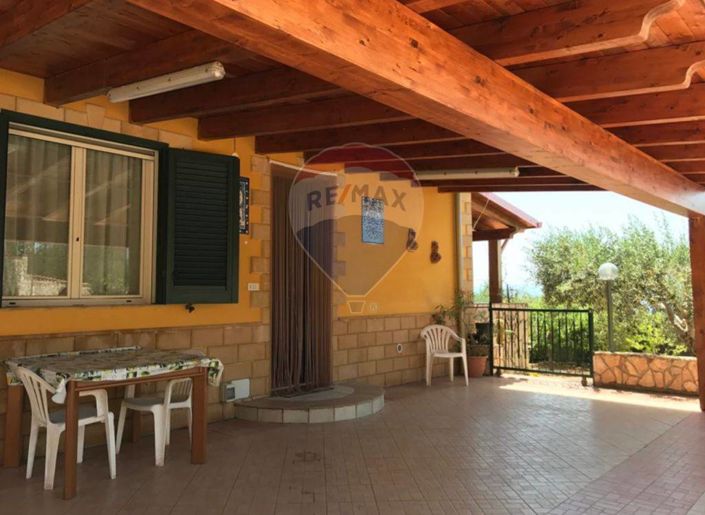 Image No.12-4 Bed Villa for sale