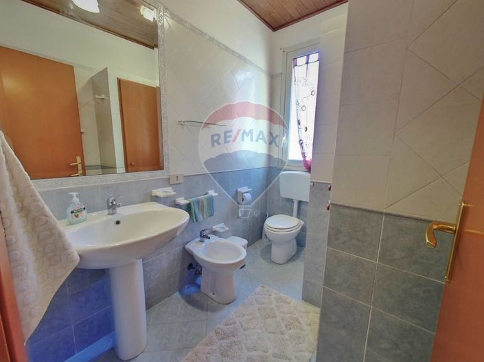 Image No.7-4 Bed Villa for sale