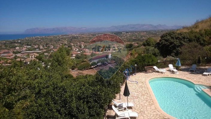 Image No.11-16 Bed Apartment for sale