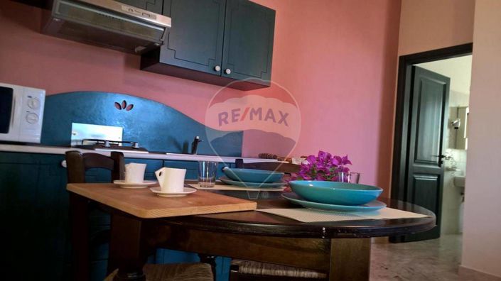 Image No.7-16 Bed Apartment for sale