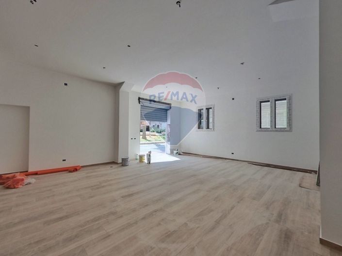 Image No.11-25 Bed Apartment for sale