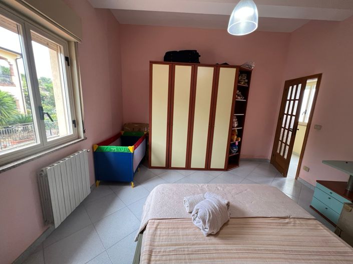 Image No.9-3 Bed Villa for sale