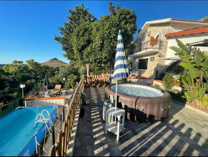 Image No.12-5 Bed Villa for sale