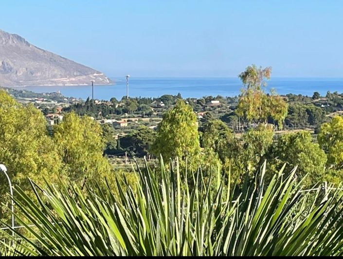 Image No.38-5 Bed Villa for sale