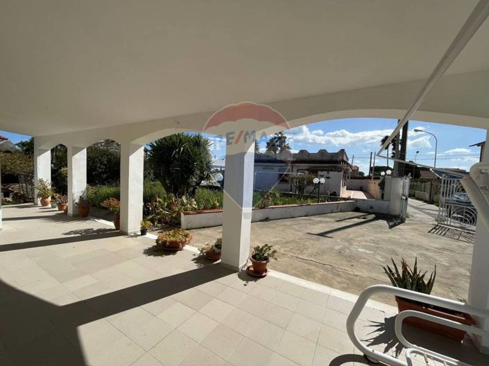 Image No.35-4 Bed Villa for sale