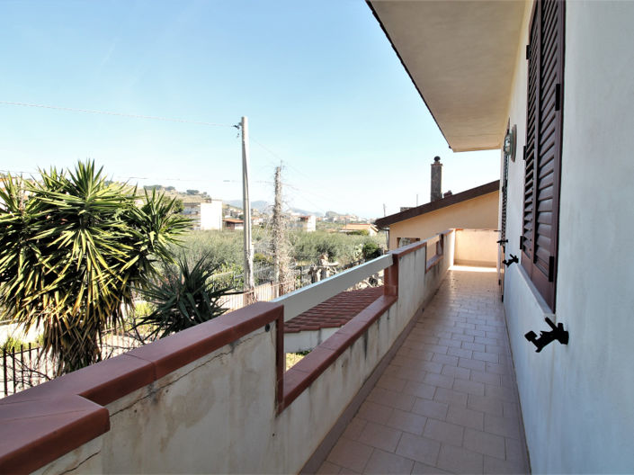 Image No.28-4 Bed Villa for sale