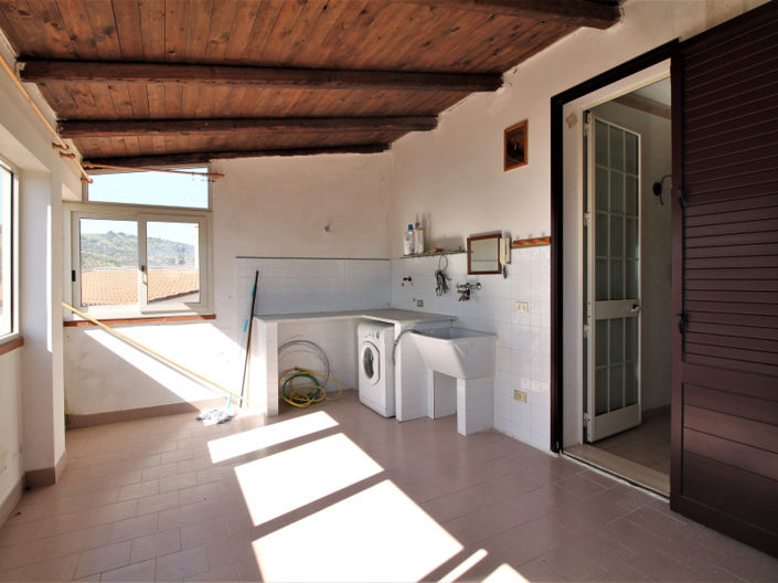 Image No.6-4 Bed Villa for sale