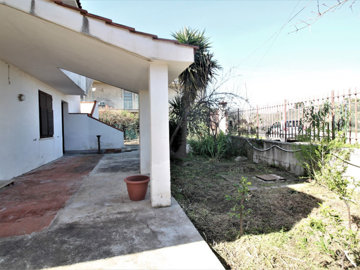 1794158202303131741163542705m