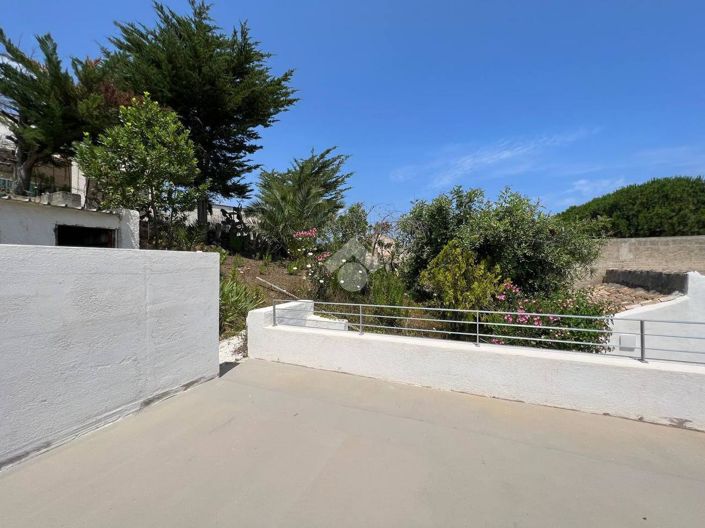 Image No.21-3 Bed Villa for sale