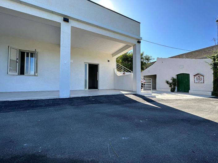 Image No.3-3 Bed Villa for sale