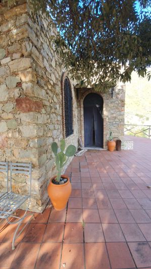 Image No.5-1 Bed Villa for sale