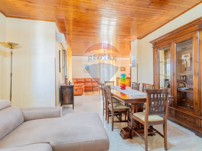 Image No.13-4 Bed Villa for sale