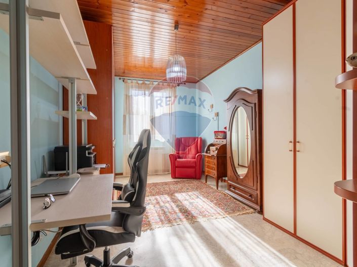 Image No.23-4 Bed Villa for sale