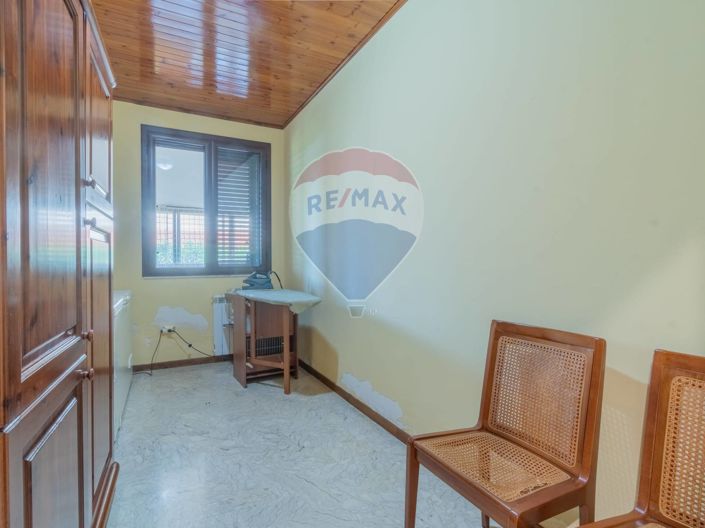 Image No.24-4 Bed Villa for sale