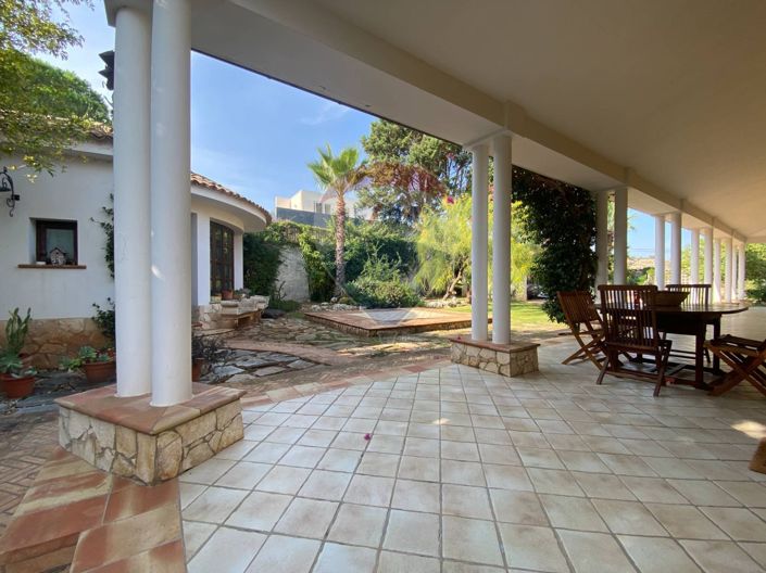 Image No.42-4 Bed Villa for sale