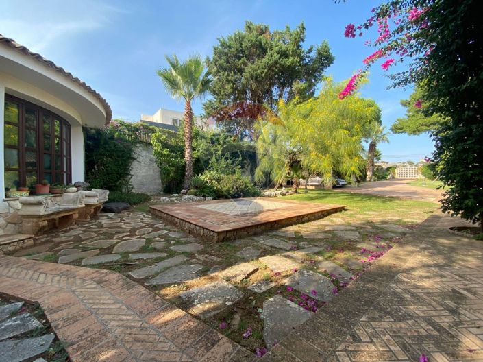 Image No.43-4 Bed Villa for sale