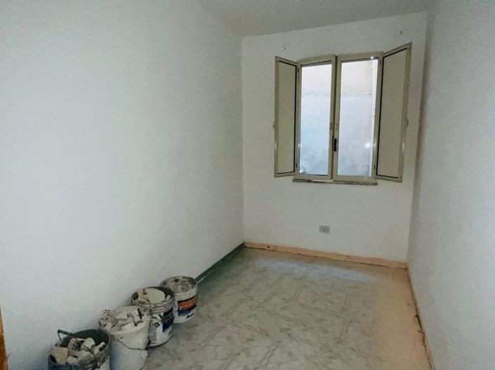 Image No.11-3 Bed Apartment for sale