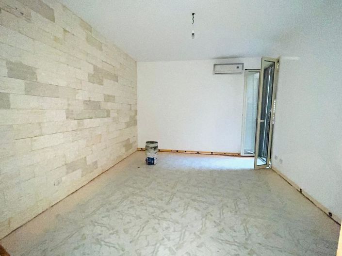 Image No.12-3 Bed Apartment for sale