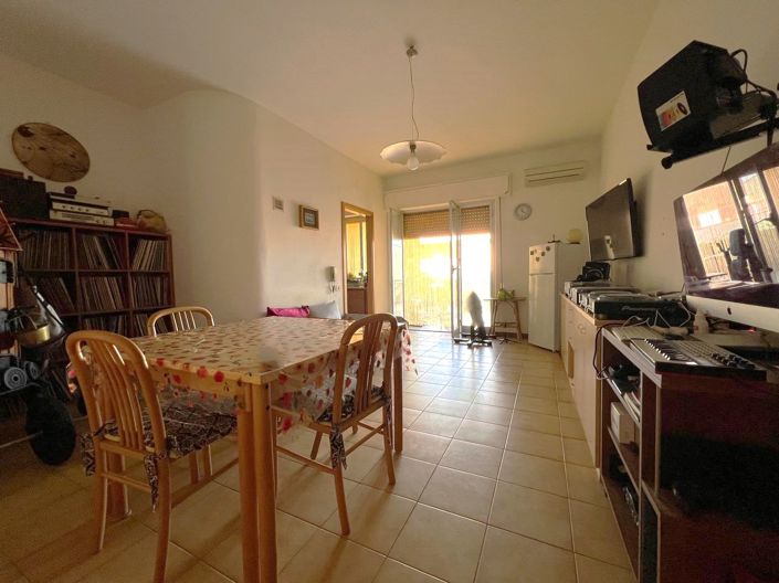 Image No.6-3 Bed Apartment for sale