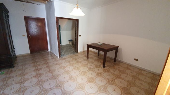 Image No.34-3 Bed Apartment for sale