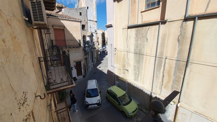 Image No.41-3 Bed Apartment for sale