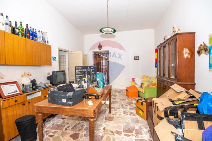 Image No.5-Maison de 2 chambres à vendre à Caltagirone